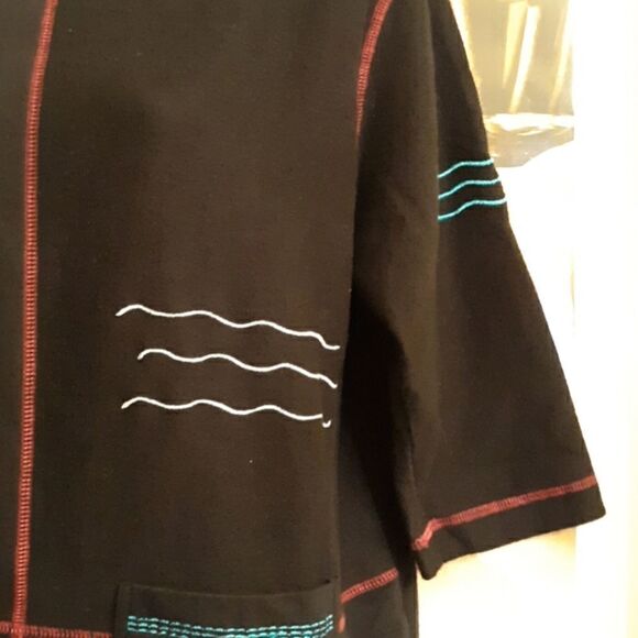 Onque Casuals design black top - Picture 4 of 8